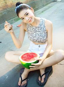 吃瓜萌妹子,揭秘娱乐圈幕后故事