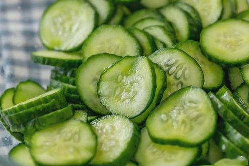 吃瓜小技巧凉,凉式小技巧，轻松解锁夏日清凉新姿势