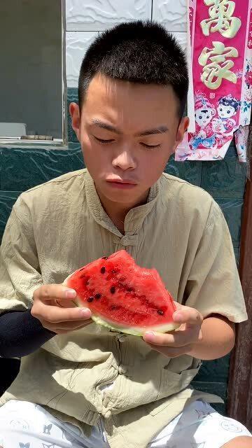 别人吃瓜vs我吃瓜,两种视角下的瓜界风云