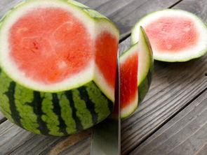 怎么全网都在吃瓜,揭秘“吃瓜”现象背后的网络狂欢