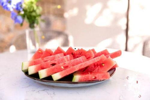 丽江吃瓜,吃瓜群众的味蕾盛宴